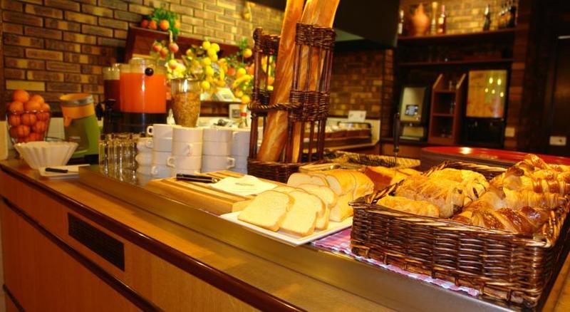 Hotel Belfort Bessoncourt エクステリア 写真